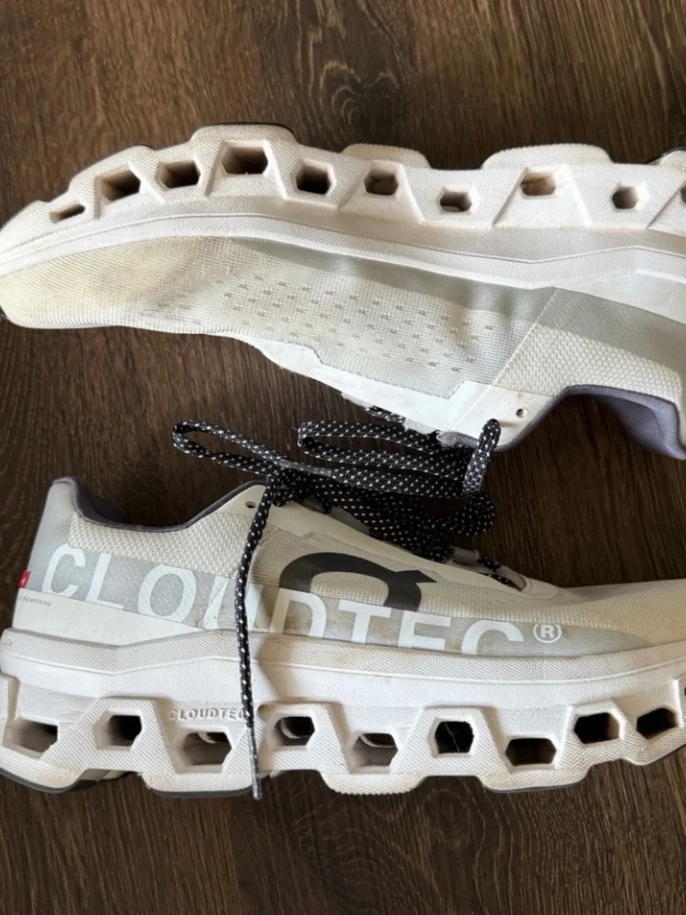 On Running Kids CloudTec White & Light Gray Sneakers